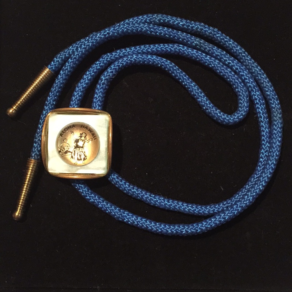 Super Kitch Aloha Hawaii Bolo
